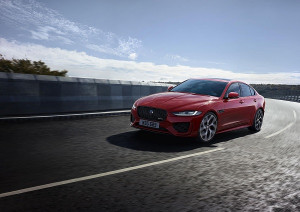  Jaguar XE -       